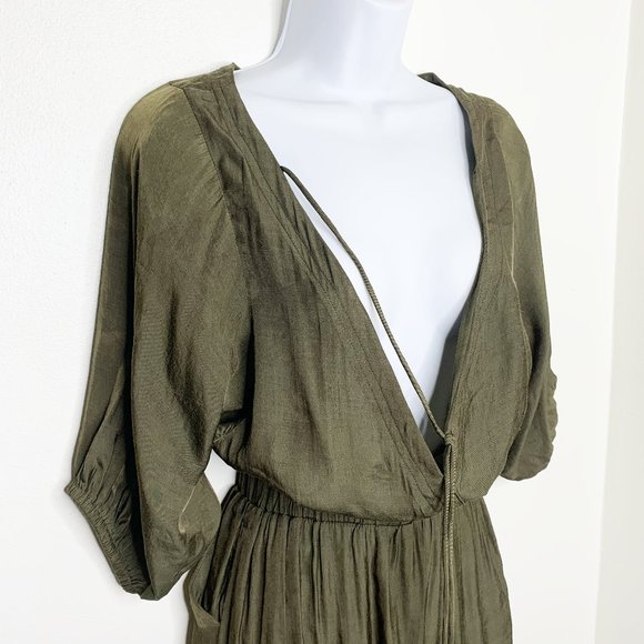 VICI - Olive Green Dress - Picture 2 of 4